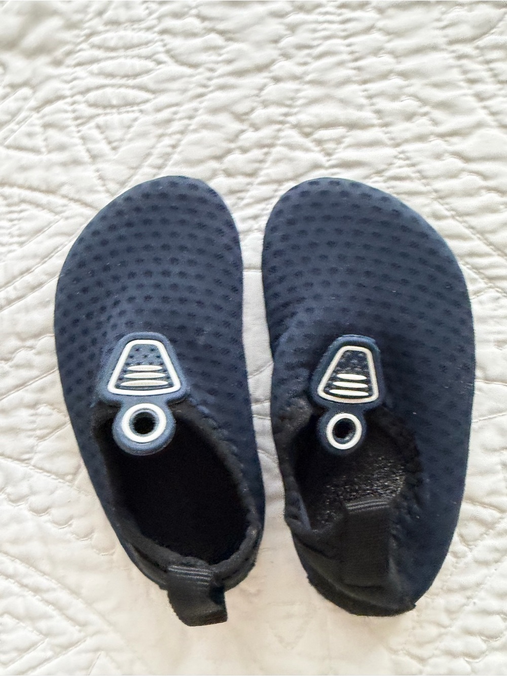 Kids water shoes